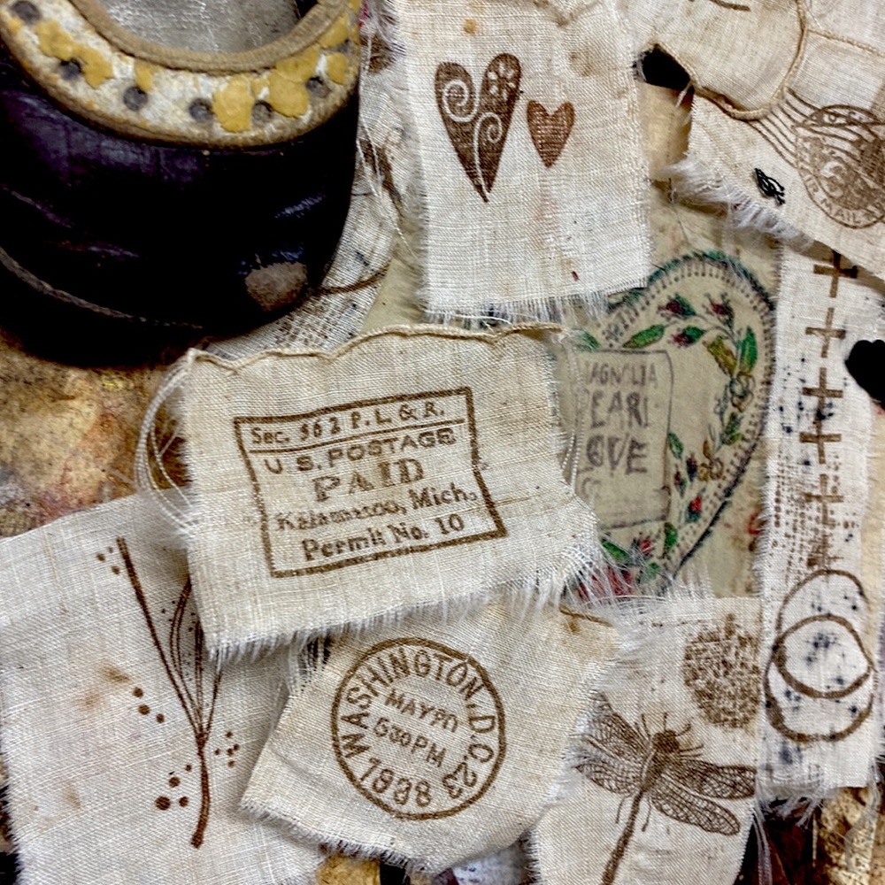 Magnolia Pearl fabric heart & stamped bits - Picture 3 of 4